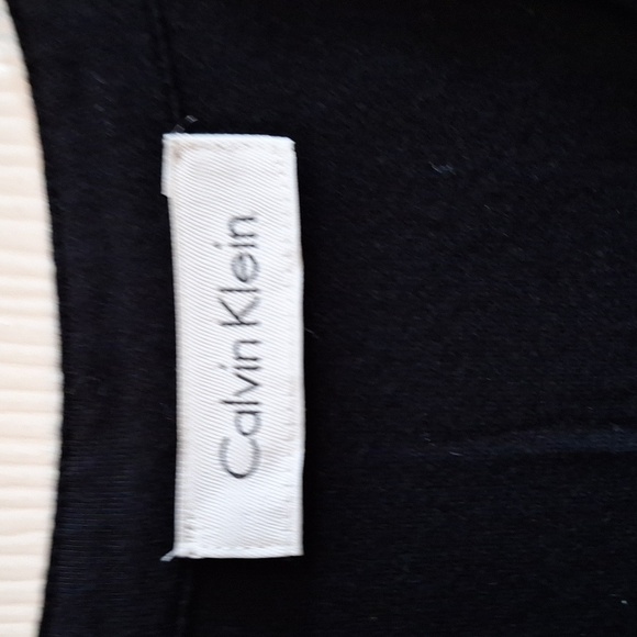 Calvin Klein women's blouse black and white stripe Vneck Long sleeve Sz lg - Picture 2 of 8